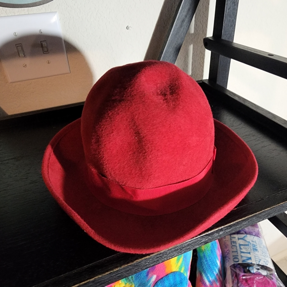 Hat attack ladys hat - Picture 6 of 8